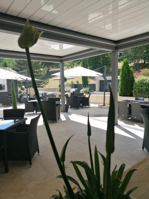 רייה Hotel Les Deux Lions מראה חיצוני תמונה