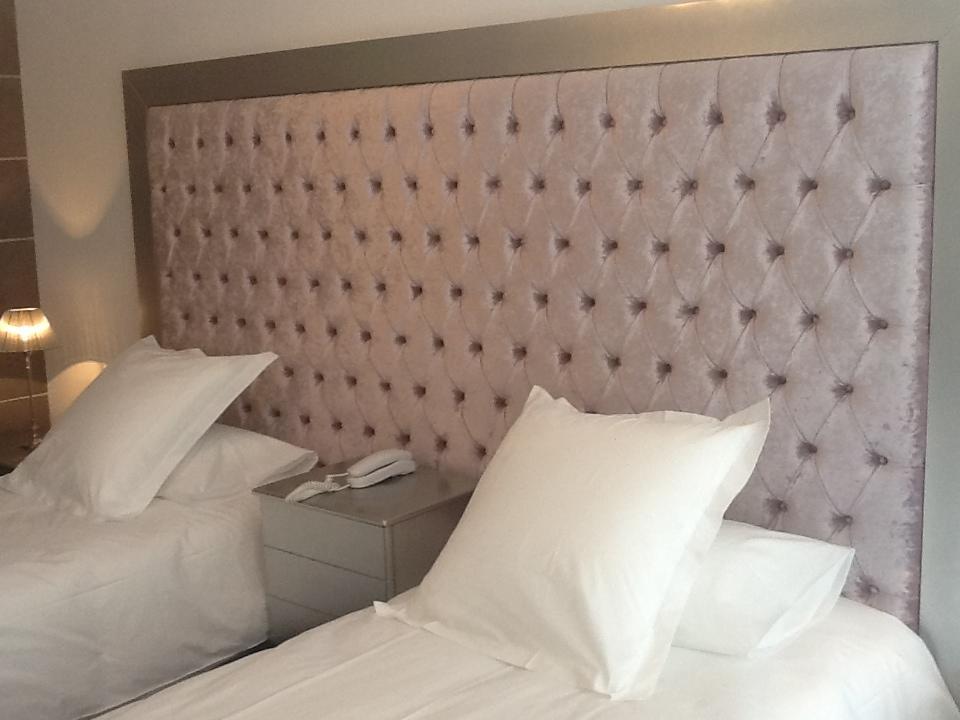 רייה Hotel Les Deux Lions מראה חיצוני תמונה