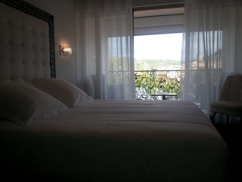 רייה Hotel Les Deux Lions מראה חיצוני תמונה